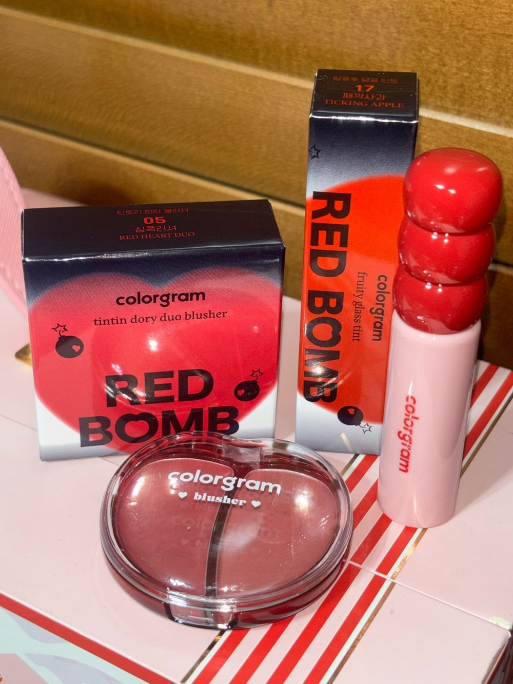 colorgram Red Bomb Blusher & Red Bomb Glass Tint Bundle